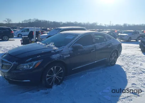 2017 Buick Lacrosse Essence из США, поврежденный, VIN 1G4ZP5SS6HU194693